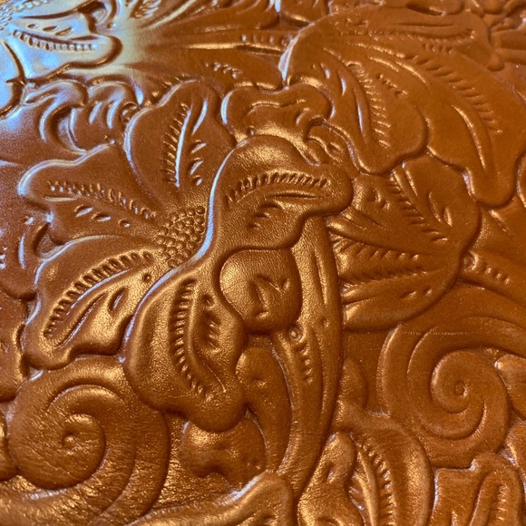 🌻Patricia Nash Embossed Leather Purse🌻 - Picture 9 of 16